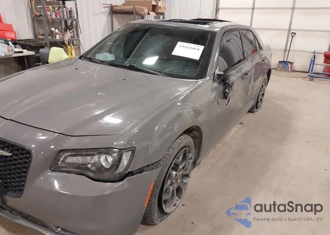 2018 Chrysler 300 300S Awd from USA, damaged, VIN 2C3CCAGG2JH149444